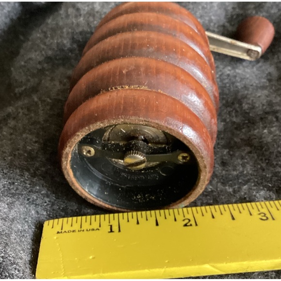 Vintage German Pepper Grinder ZASSENHAUS  RARE DESIGN - Picture 7 of 16